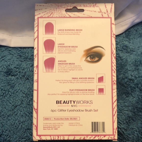 Body Works 6pc Pink Glitter Eyeshadow Blush Set - Picture 2 of 2